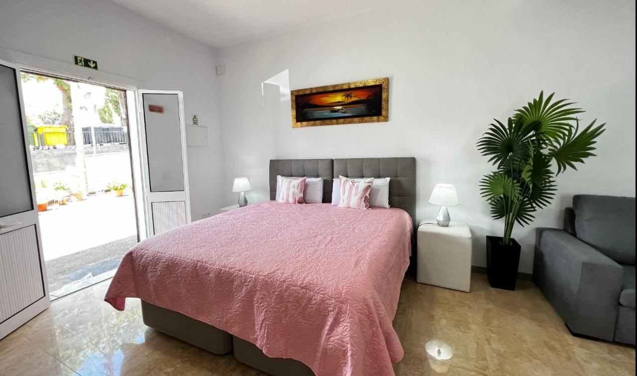 Studio Home Away From Home Canical  Extérieur photo